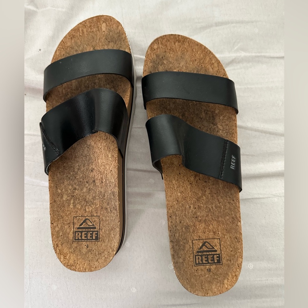 Reef size 10 platform sandals